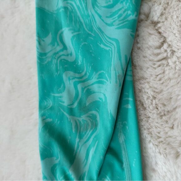 Gymshark Bright Green Booty Scrunch Power Leggings - Picture 8 of 10